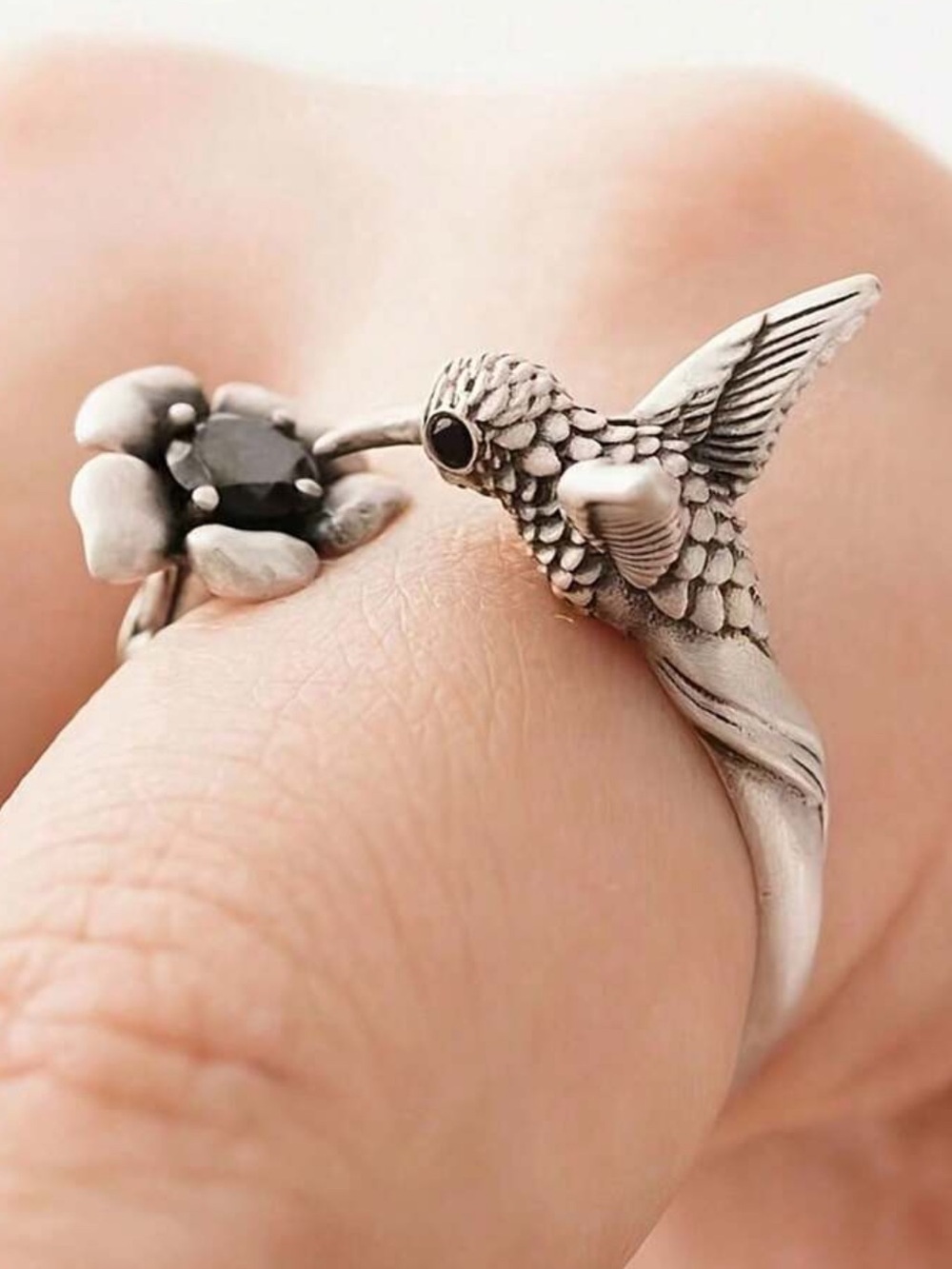 Green Stone Adjustable Hummingbird Rings‎